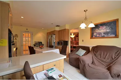 786 E Carl Avenue, Baldwin, NY 11510 - Photo 13