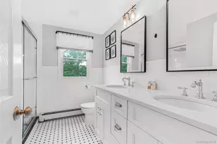 93 Duckpond Dr N, Wantagh, NY 11793 - Photo 17