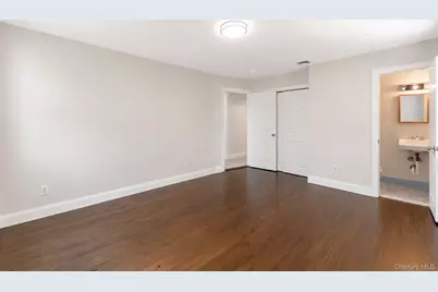 10 Aron Drive, Bohemia, NY 11716 - Photo 17