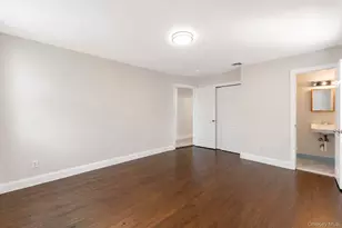 10 Aron Dr, Bohemia, NY 11716 - Photo 17