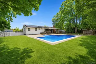 10 Aron Dr, Bohemia, NY 11716 - Photo 35