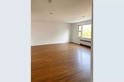 205 W Post Road #E2H, White Plains, NY 10606 - Photo 3