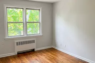 205 W Post Rd, White Plains, NY 10606 - Photo 5