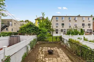 1319 Hicks St, Bronx, NY 10469 - Photo 19