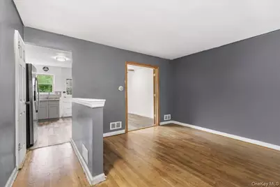1319 Hicks Street, Bronx, NY 10469 - Photo 7