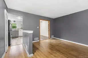 1319 Hicks St, Bronx, NY 10469 - Photo 7