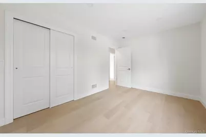 136 Udall Road, West Islip, NY 11795 - Photo 19