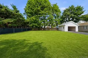 136 Udall Rd, West Islip, NY 11795 - Photo 7