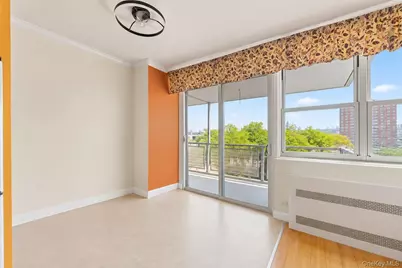 880 Boynton Avenue #4L, Bronx, NY 10473 - Photo 5