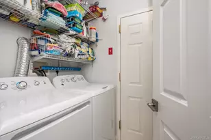 1116 Savoy Dr, Melville, NY 11747 - Photo 19