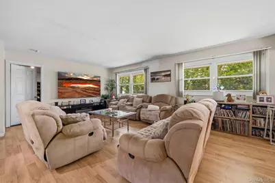 358 Lake Shore Drive, Monroe, NY 10950 - Photo 9