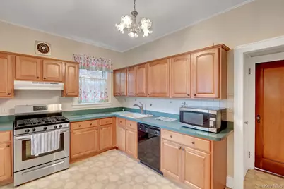 7718 86th Street, Glendale, NY 11385 - Photo 7