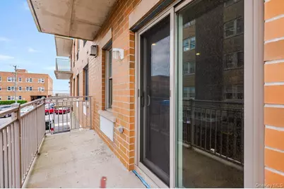 661 W Broadway #504, Long Beach, NY 11561 - Photo 23