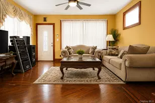 117-27 143rd St, Jamaica, NY 11436 - Photo 3