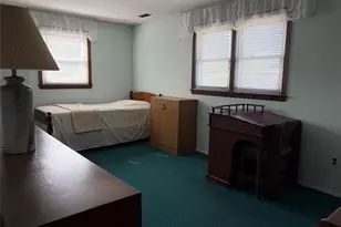 46 Margaret Dr E, Plainview, NY 11803 - Photo 13