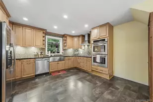256 Haviland Dr, Patterson, NY 12563 - Photo 9