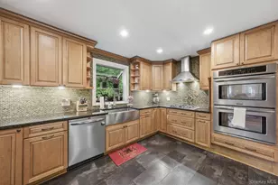 256 Haviland Dr, Patterson, NY 12563 - Photo 7