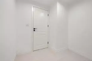4 Angelas Pl, Bronx, NY 10465 - Photo 13