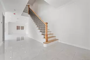 4 Angelas Pl, Bronx, NY 10465 - Photo 7
