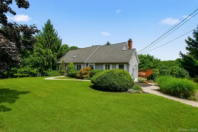 214 W Mombasha Road, Monroe, NY 10950 - Photo 3
