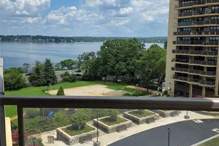 17-85 215th St, Bayside, NY 11360 - Photo 15