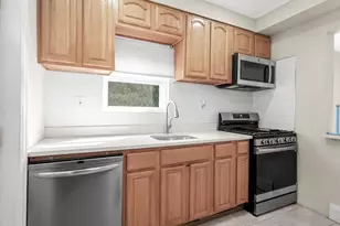 25 Edwards, Valley Stream, NY 11580 - Photo 9