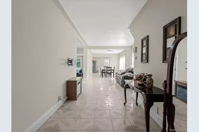 25 Edwards, Valley Stream, NY 11580 - Photo 5