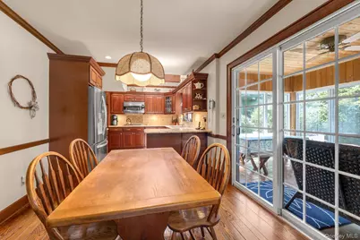 44 Fern Street, Floral Park, NY 11001 - Photo 7