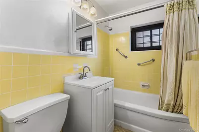 87-40 Francis Lewis Boulevard #42B, Queens Village, NY 11427 - Photo 15