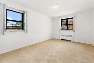87-40 Francis Lewis Blvd, Queens Village, NY 11427 - Photo 9
