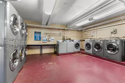87-40 Francis Lewis Boulevard #42B, Queens Village, NY 11427 - Photo 19