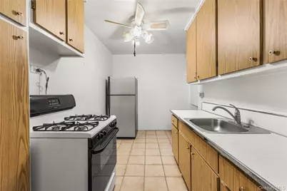 87-40 Francis Lewis Boulevard #42B, Queens Village, NY 11427 - Photo 17