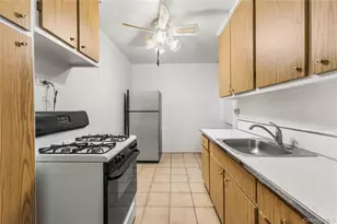 87-40 Francis Lewis Blvd, Queens Village, NY 11427 - Photo 17
