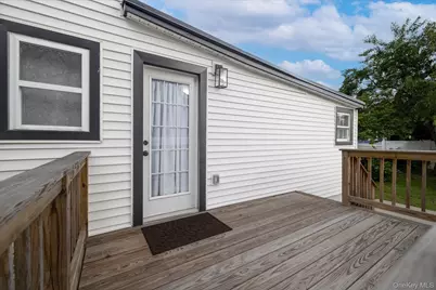 210 N Delaware Avenue, Massapequa, NY 11758 - Photo 25