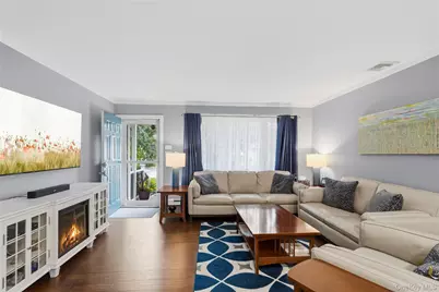 333 Ontario Street, Ronkonkoma, NY 11779 - Photo 9