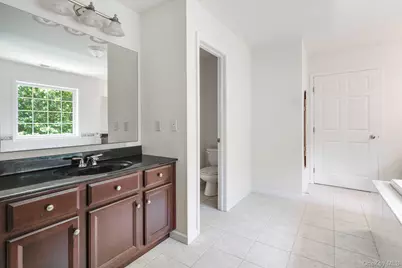 127 Shagbark Lane, Hopewell Junction, NY 12533 - Photo 19