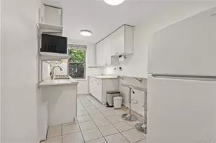 67-25 Clyde St, Forest Hills, NY 11375 - Photo 5