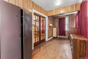 46-27 Robinson St, Flushing, NY 11355 - Photo 11
