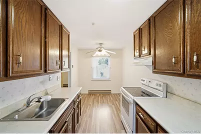 1006 Cabot Path, Saint James, NY 11780 - Photo 11