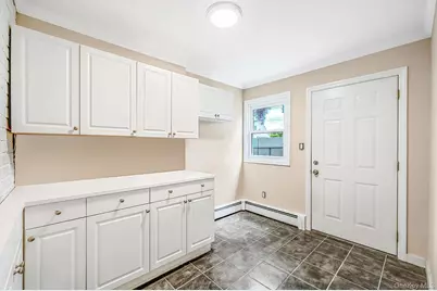 532 French Avenue, North Babylon, NY 11703 - Photo 25