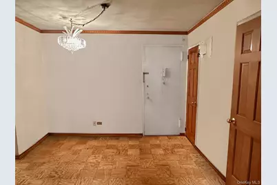 61-20 Grand Central Parkway #C102, Forest Hills, NY 11375 - Photo 5