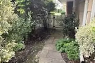 98 Wright Rd, Rockville Centre, NY 11570 - Photo 21