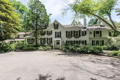 450 Oyster Bay Road, Locust Valley, NY 11560 - Photo 1