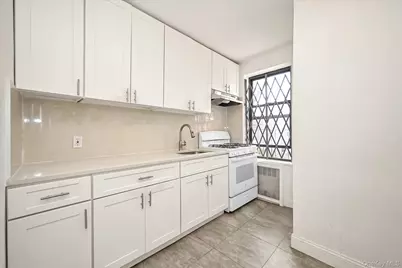 105-30 66th Avenue #5D, Forest Hills, NY 11375 - Photo 7