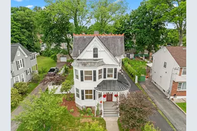 7 Clinton Place, Suffern, NY 10901 - Photo 3