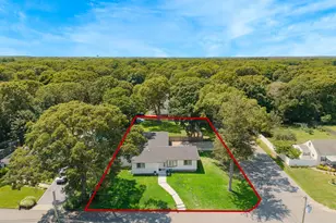 48 Joan Ave, Centereach, NY 11720 - Photo 5