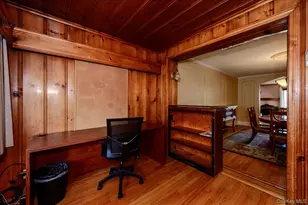 390 Cochran Pl, Valley Stream, NY 11581 - Photo 17