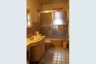 120 N Terrace Place, Valley Stream, NY 11580 - Photo 41