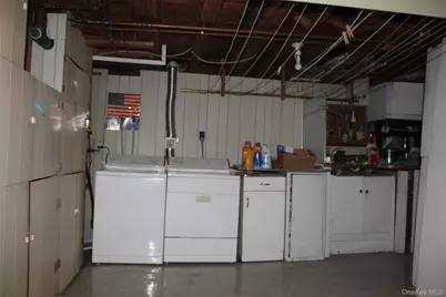 120 N Terrace Place, Valley Stream, NY 11580 - Photo 37