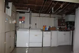 120 N Terrace Pl, Valley Stream, NY 11580 - Photo 37